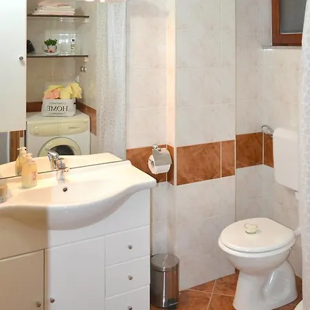 Haus Matteoendi 257s 公寓
